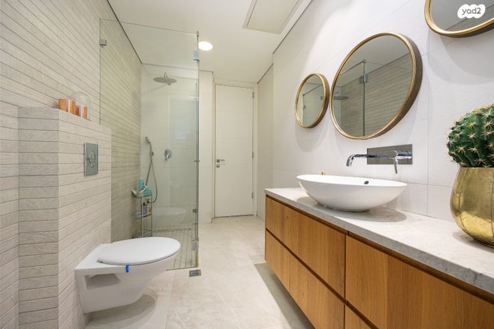 גג/ פנטהאוז, עמנואל זיסמן, חומת שמואל, הר חומה, ירושלים