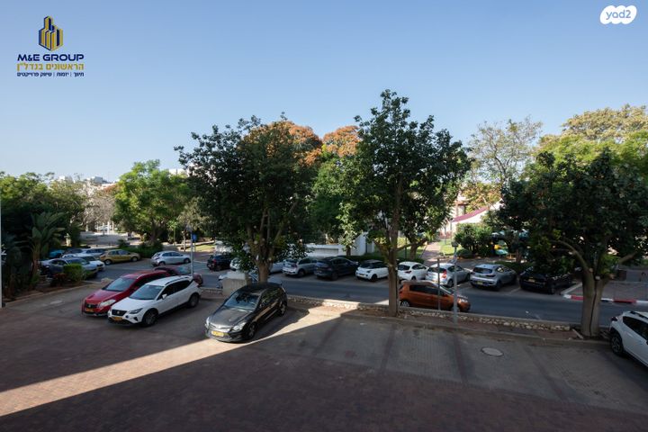 דירה, יונה צבי פיינשטיין, מישור הנוף, ראשון לציון