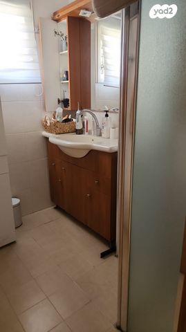 דירה, שדרות ח"ן, ב' / צפון מערב העיר, רחובות