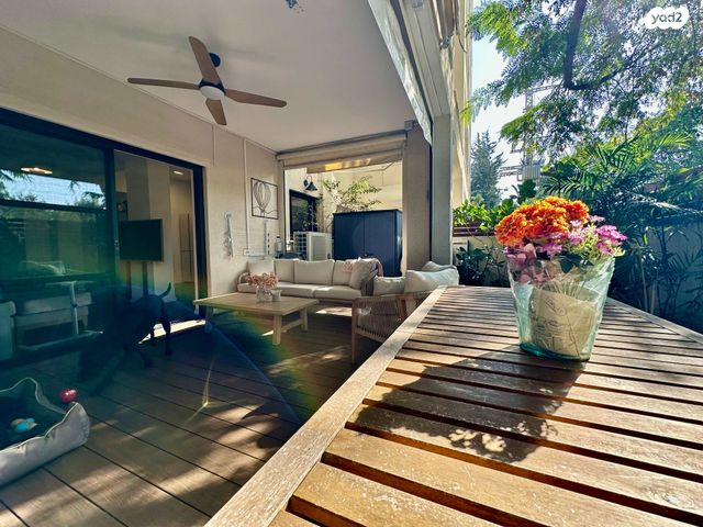 דירת גן, נווה שרת, תל אביב יפו