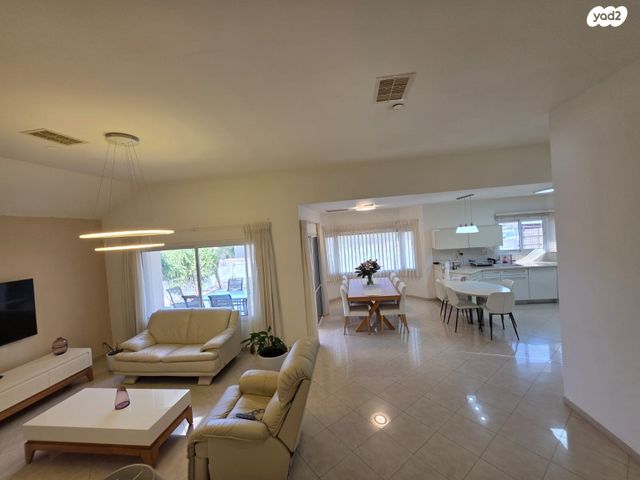 בית פרטי/ קוטג'