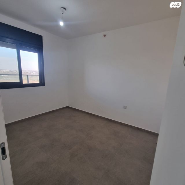 גג/ פנטהאוז, יער אודם 6, נופי בן שמן, לוד