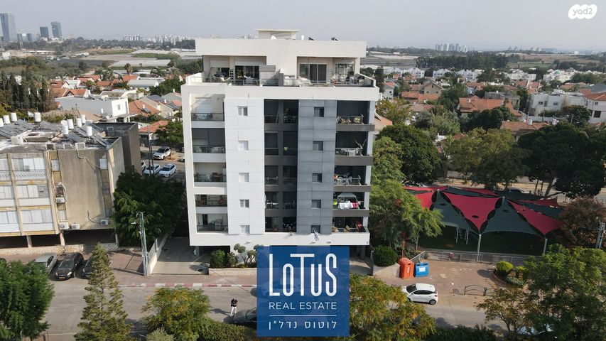 דירה, נווה עמל, הרצליה