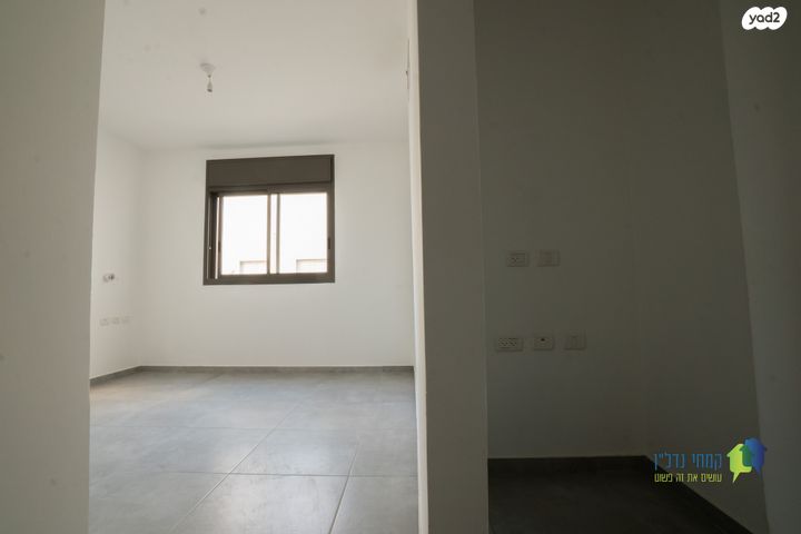 דירה, פנחס רוטנברג, נגבה, רמת גן