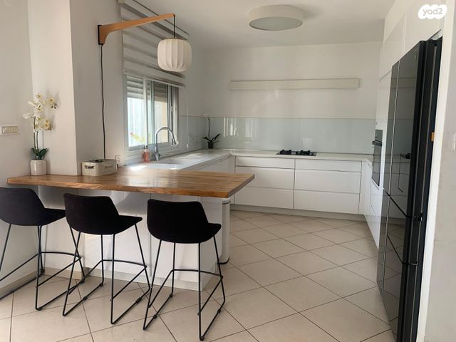 גג/ פנטהאוז, הגיא, נס ציונה