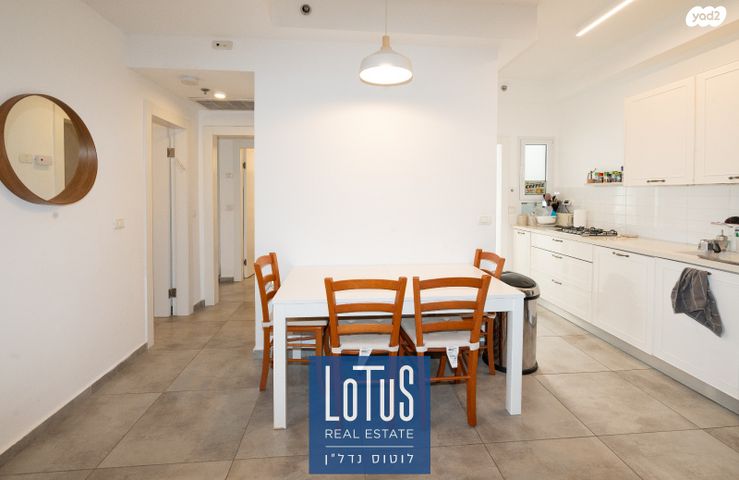 דירה, נווה עמל, הרצליה