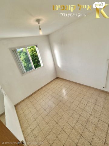 דירה, יונה צבי פיינשטיין, מישור הנוף, ראשון לציון