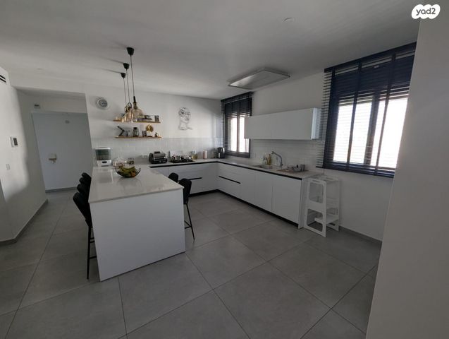 דירה, דרך הים, עיר היין, אשקלון