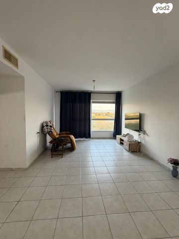 דירה, הזמיר, נהריה הירוקה, נהריה