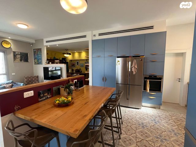 דופלקס, נעמי שמר, נווה זמר, רעננה