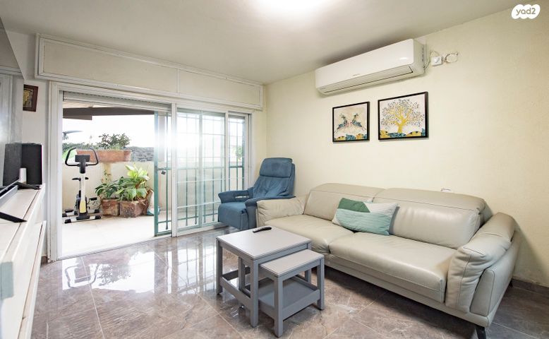 דירת גן, הנורית, גבעת שרת, בית שמש