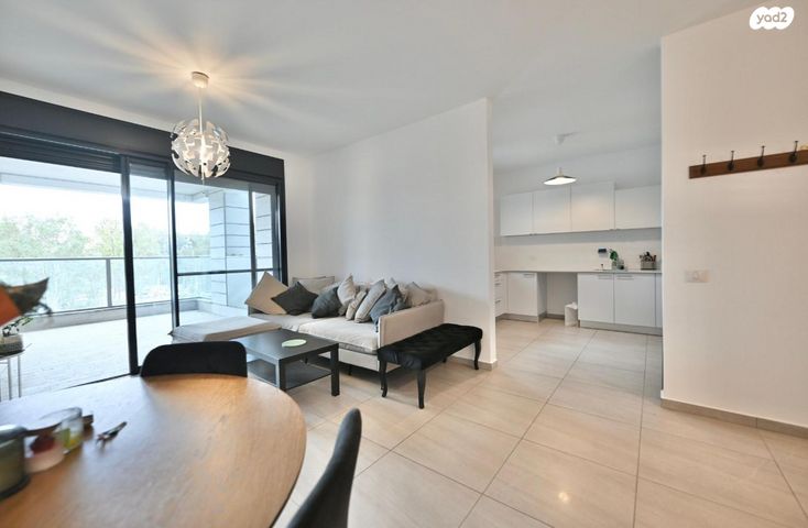 דירה, רועי קליין, קרית קריניצי, רמת גן