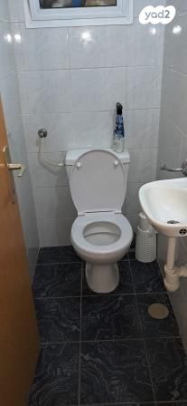 דירה, סמטת אלברט, נווה יהושע, ערמונים, רמת גן