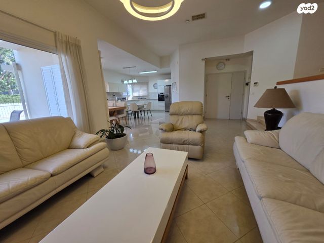 בית פרטי/ קוטג', להבים