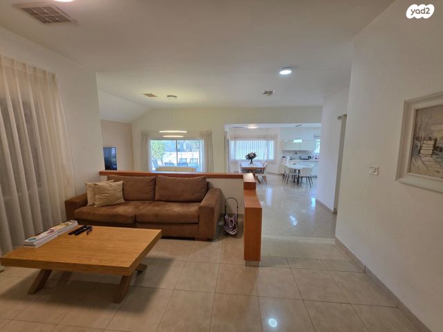 בית פרטי/ קוטג', להבים