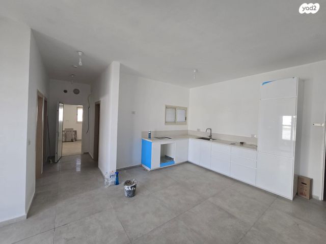 דירה, אסא המלך, יהושפט, ערד