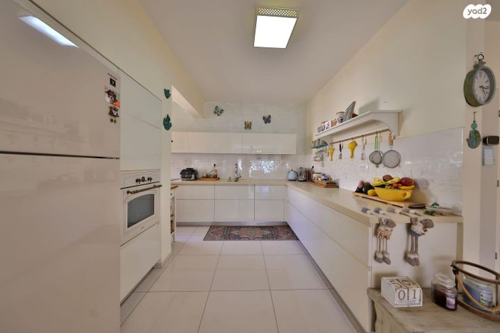 דירה, השקדים 7, מרכז העיר, סביניה, הוותיקה, קרית ביאליק