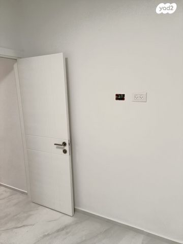 דירה, צבי פרנק 10, ראשון לציון