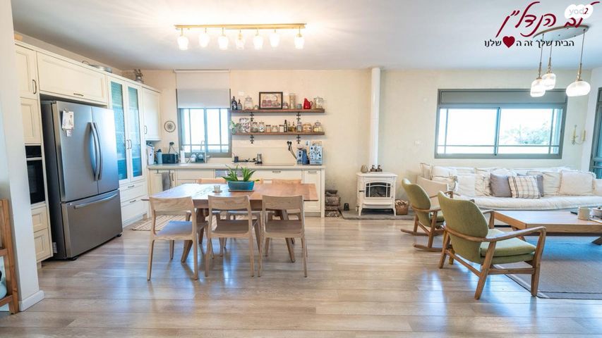 גג/ פנטהאוז, שמואל הנביא, הנביאים, מודיעין מכבים רעות