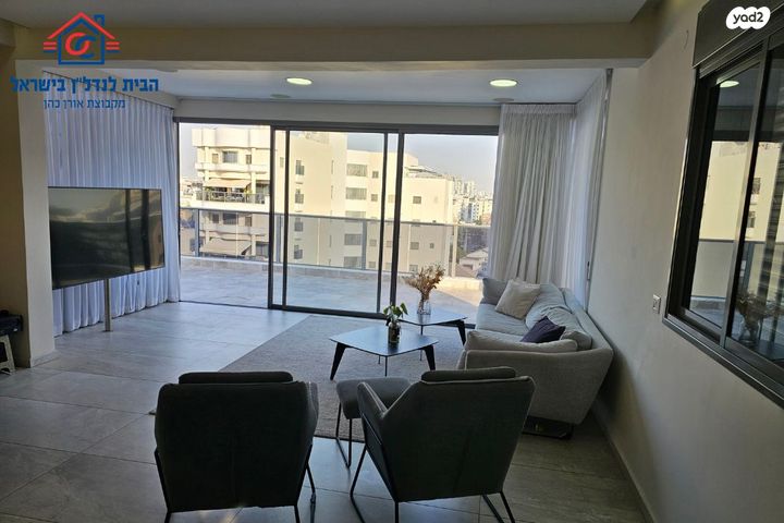 גג/ פנטהאוז, הדגל העברי, כצנלסון, ראשון לציון