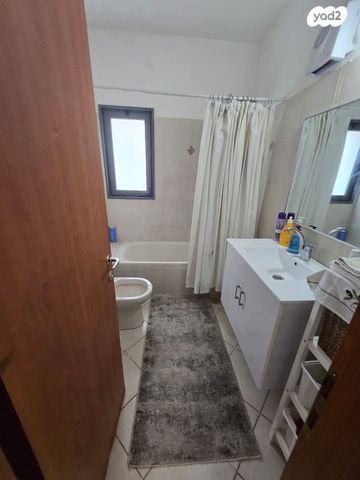 דירה, שדרות בן גוריון, גלי הים, נתניה