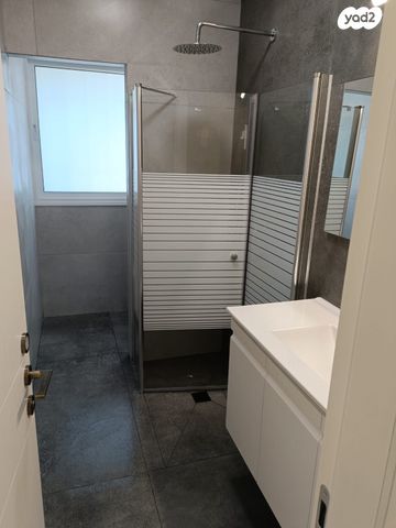 דירה, צבי פרנק 10, ראשון לציון