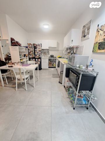 דירה, נתיבות