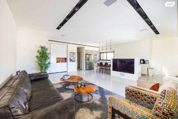 גג/ פנטהאוז, עמנואל זיסמן, חומת שמואל, הר חומה, ירושלים