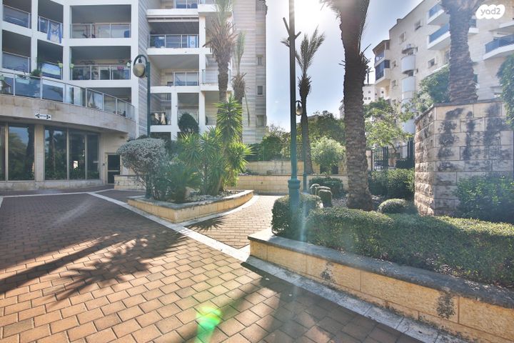 דירה, יקינטון, גבעת הרקפות, קרית ביאליק