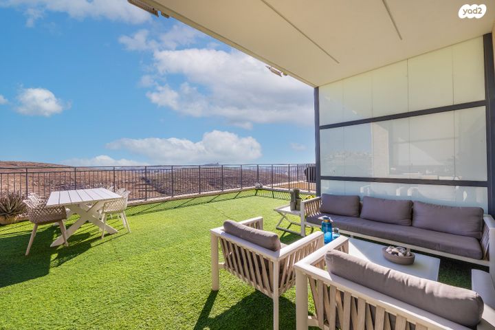 גג/ פנטהאוז, עמנואל זיסמן, חומת שמואל, הר חומה, ירושלים