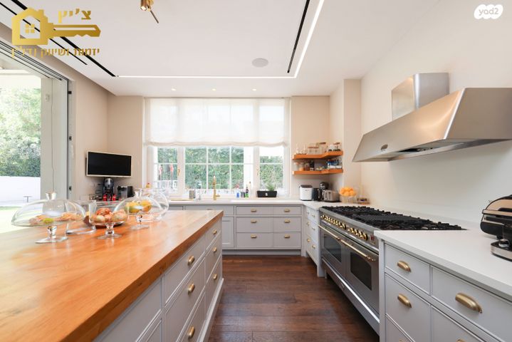 בית פרטי/ קוטג', סביון, סביון