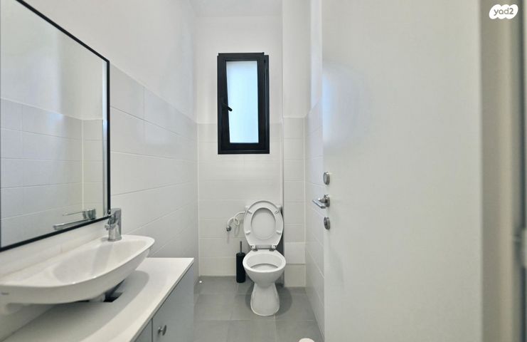 דירה, קרית קריניצי, רמת גן