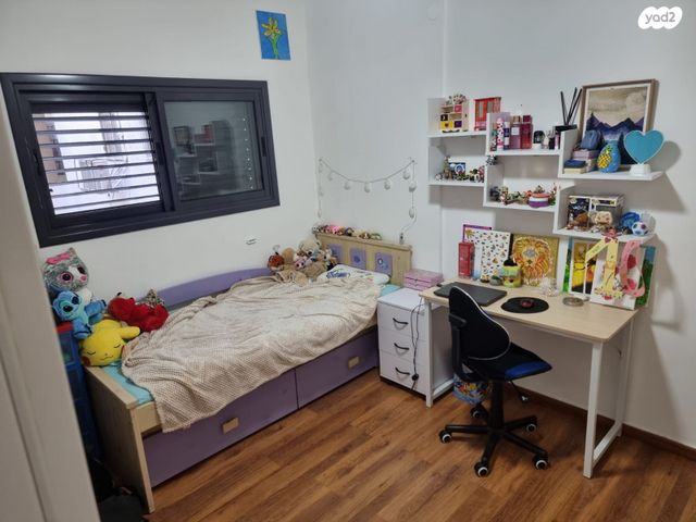 דירה, ארלוזורוב 25, כפר סבא