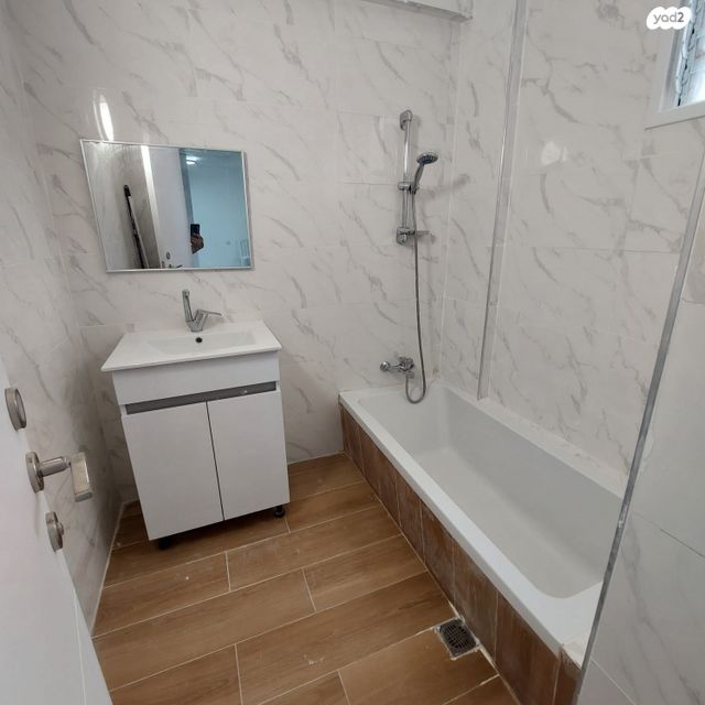 דירה, צה"ל 7, גיורא, רמלה