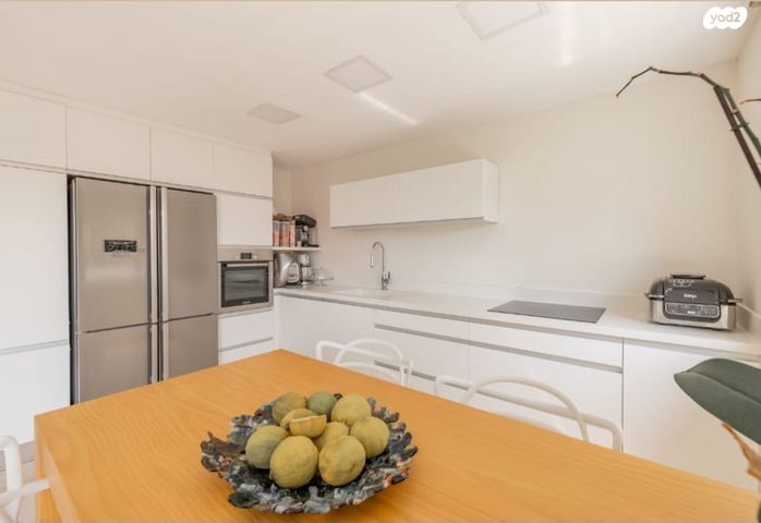 דירה, גבעתיים