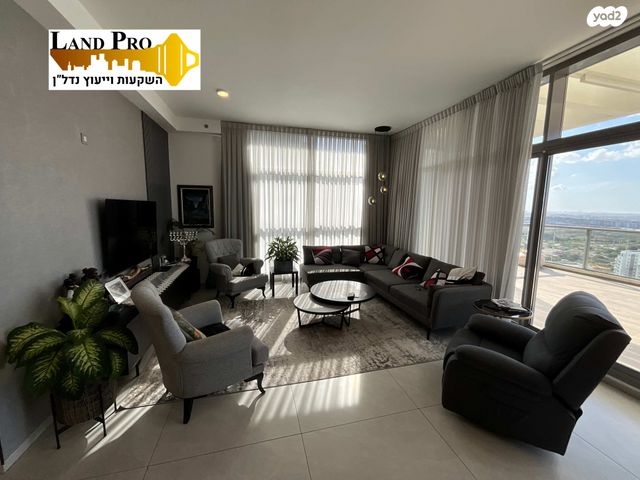 גג/ פנטהאוז, הרקפות, ראשון לציון