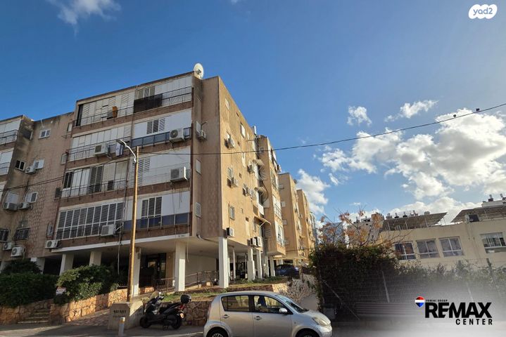 דירה, הפועל, לב העיר, בת ים