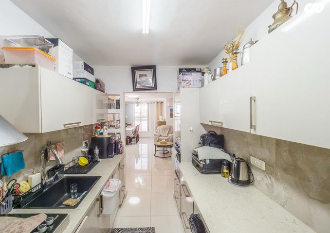 דירה, יפה נוף 180, הראשונים, שלומי