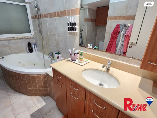 דירה, דגניה 7, רמב"ם, ראשון לציון