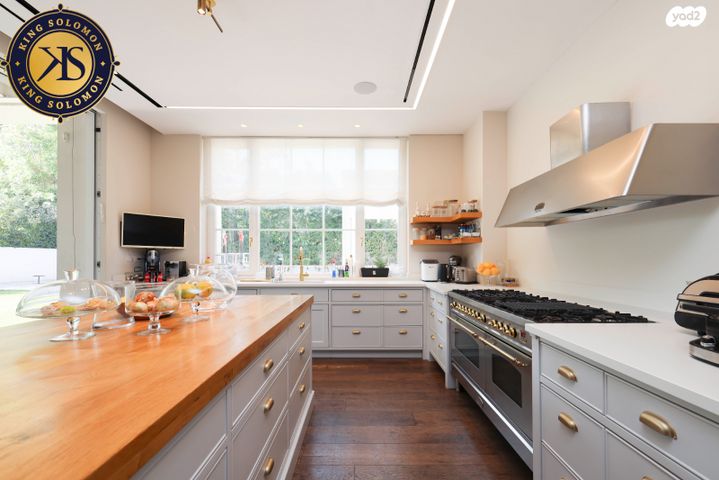 בית פרטי/ קוטג', סביון