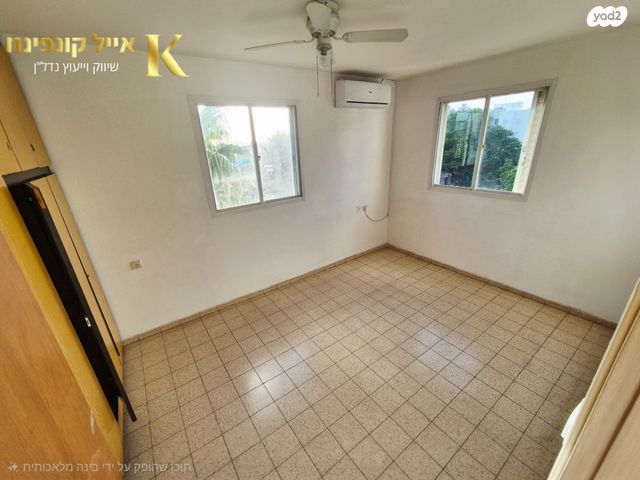 דירה, יונה צבי פיינשטיין, מישור הנוף, ראשון לציון