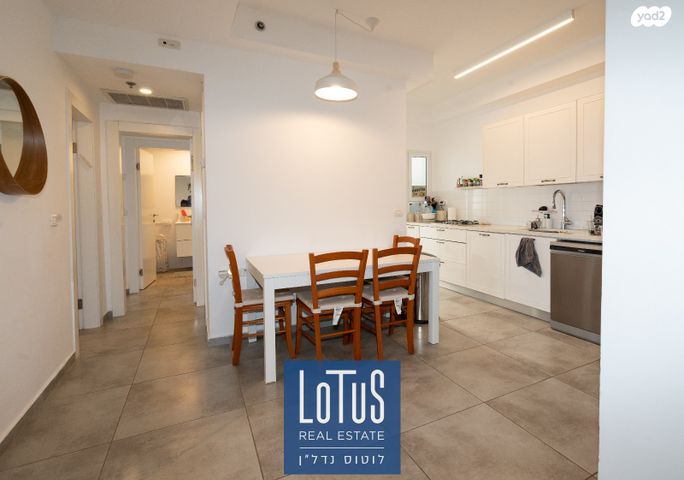 דירה, נווה עמל, הרצליה