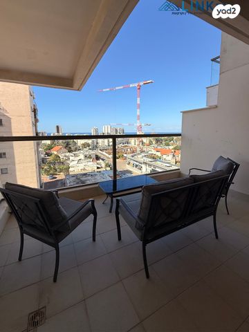 דירה, הפלמ"ח, נווה אליאס, טירת כרמל