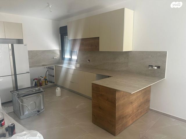 דירת גן, יצחק שמיר, נהריה