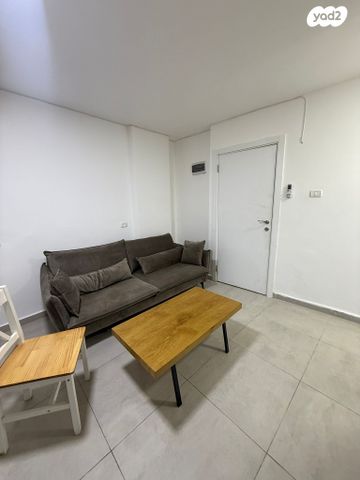 דירה, מבצע יואב 19, שכונה ו', באר שבע