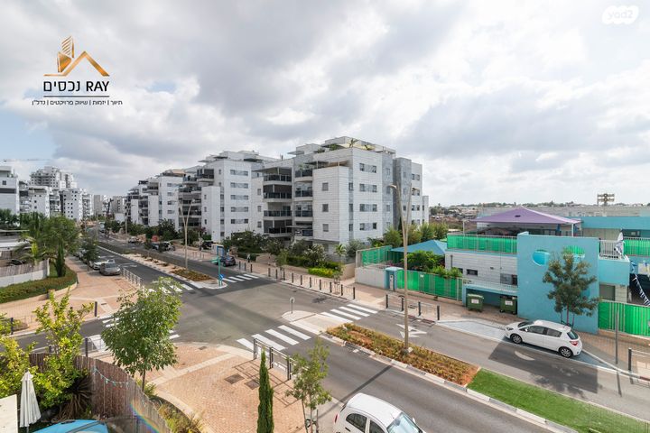 דירה, שדרות הרצל, נאות שמיר, יבנה