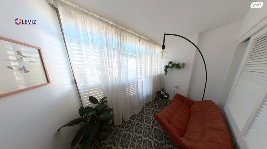 דירה, הגיחון, מכללת תל אביב יפו, דקר, תל אביב יפו