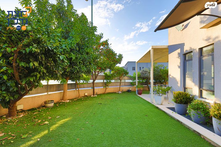 דו משפחתי, כפר יונה