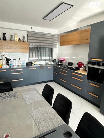 גג/ פנטהאוז, הגפן, גבעת אשכול, כפר סבא