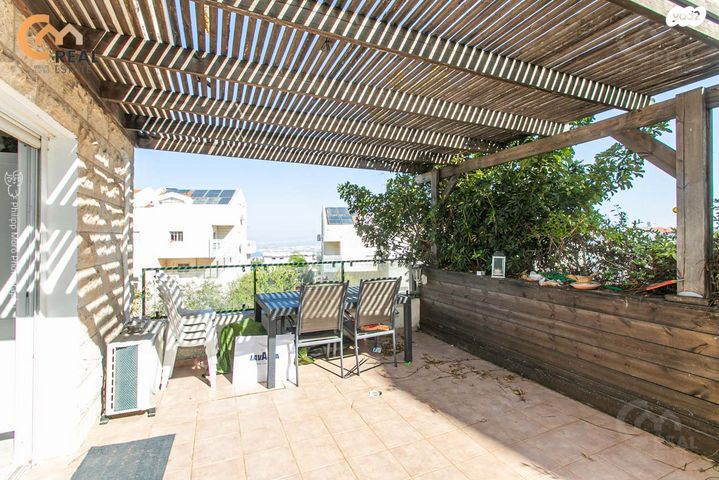 דירת גן, סחלב, אחוזה, חיפה